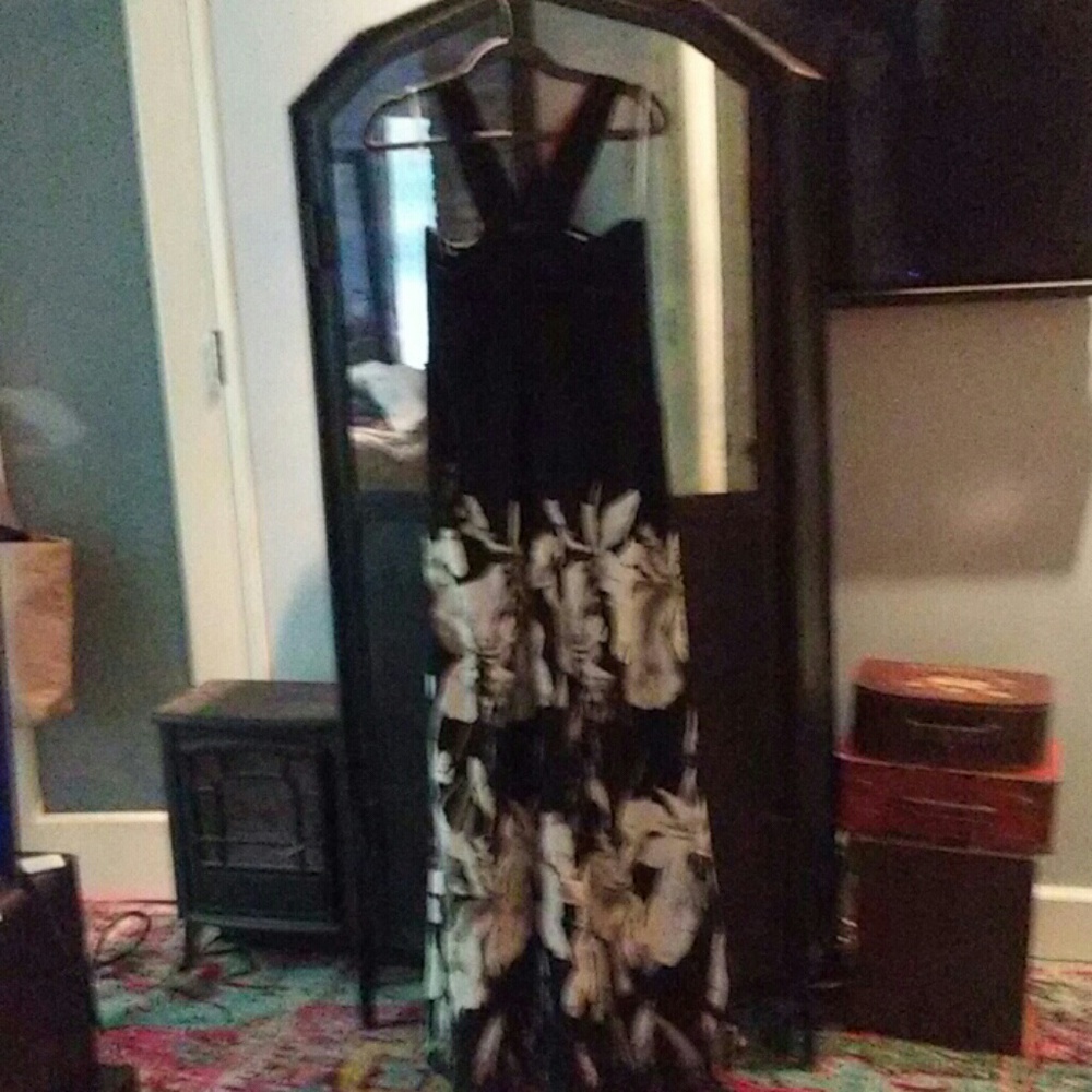 Floral gown, never been worn. Sexy yet reserved.